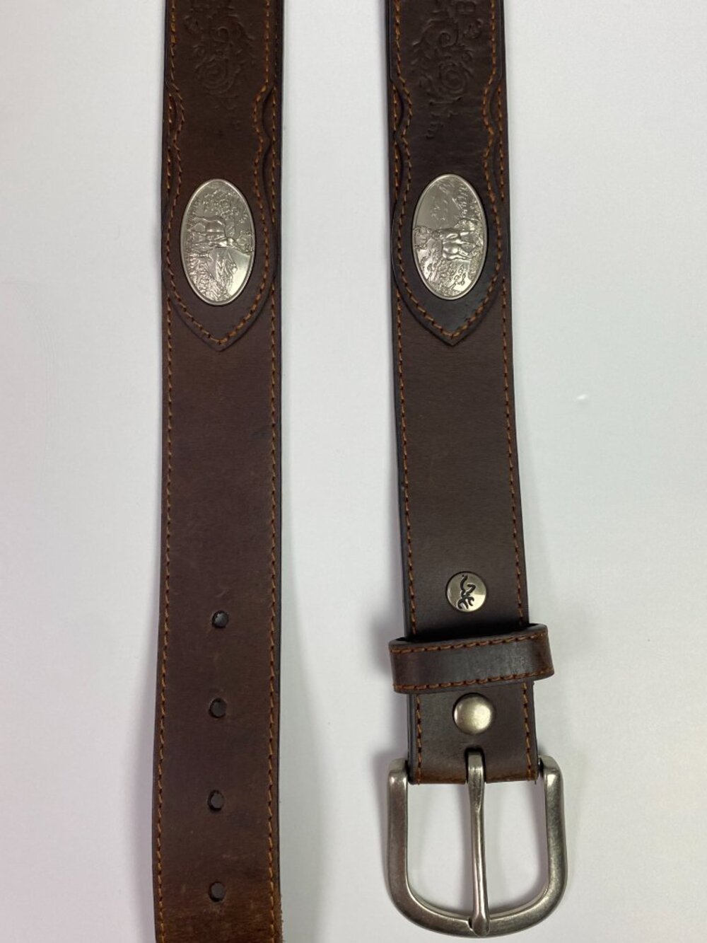 Browning Leather Belt Concho Western Size 34 Deer Wildlife Brown Conchos